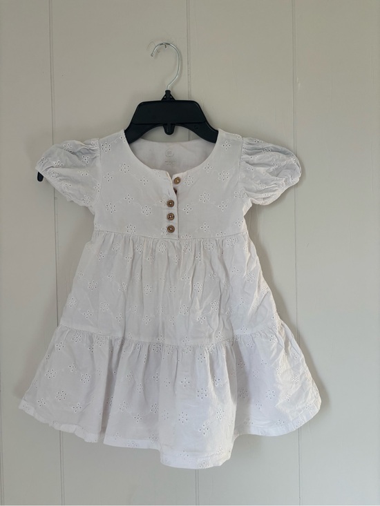 Other - White Eyelet Puff-Sleeve Dress for Kids